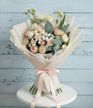 Букет цветов из:  Розы и Лизиантусы в Базарные Матаки