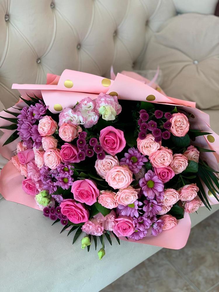 Букет цветов из: Хризантемы, Розы и Лизиантусы в Базарные Матаки