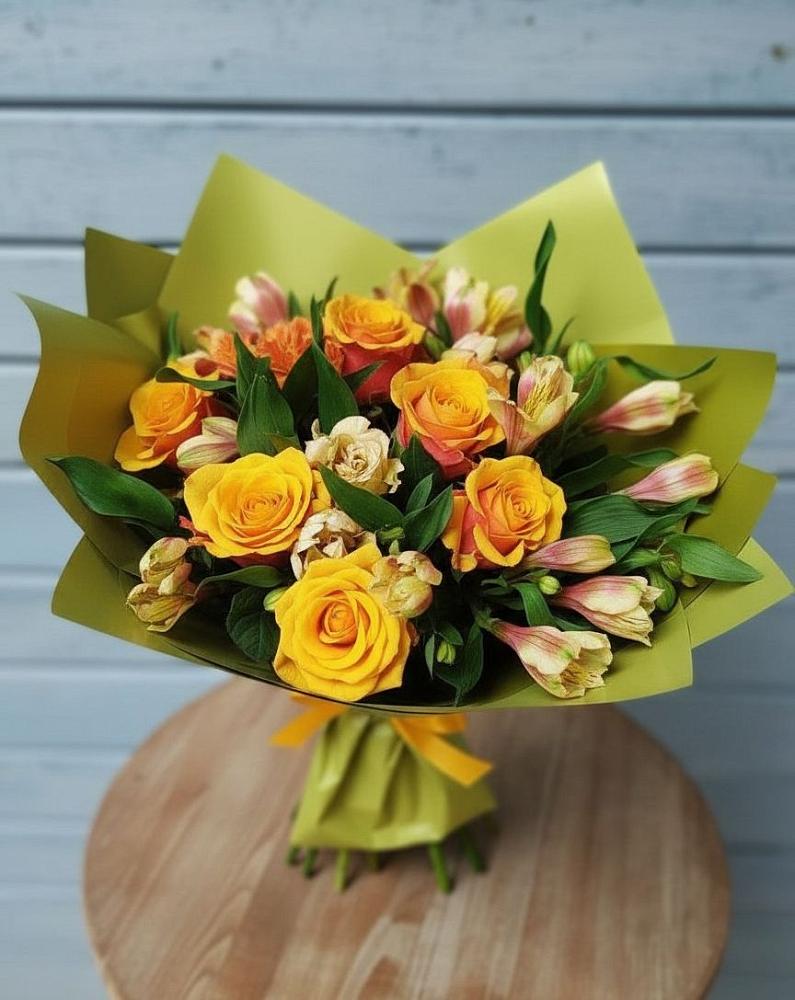 Букет цветов из: Альстромерии и Розы в Базарные Матаки