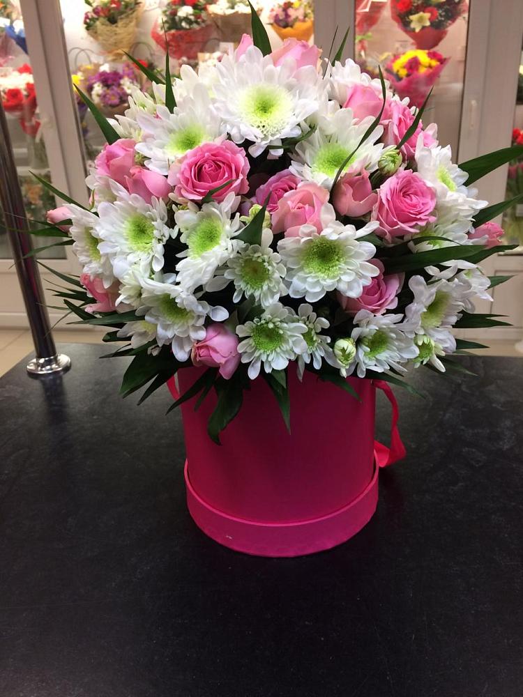 Цветочная композиция из Розы и Хризантемы в шляпной коробке в Базарные Матаки