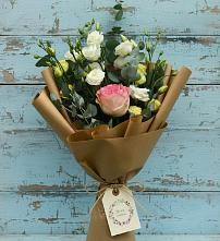 Букет цветов из:  Розы и Лизиантусы #REPLACE_PRED# Базарные Матаки