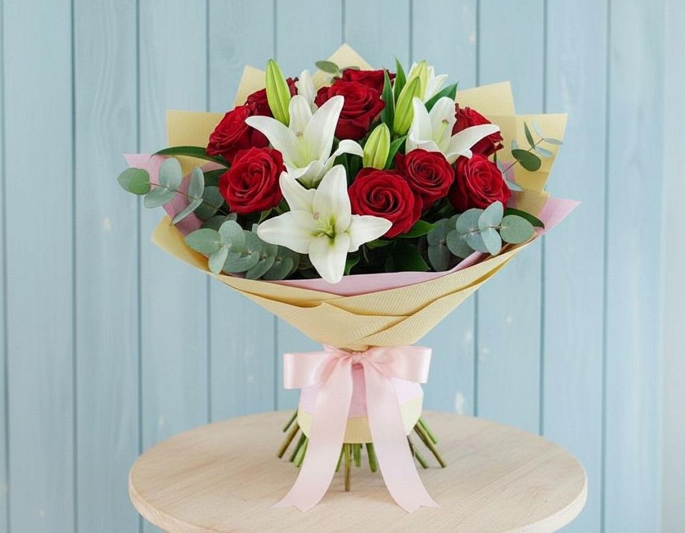 Букет цветов из: Лилии и Розы в Базарные Матаки
